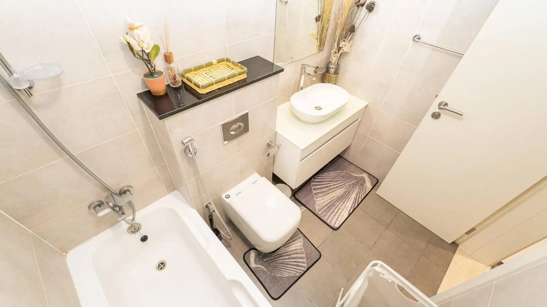 Elegant Studio In Damac Hills - Exclusive Living With Premium Amenities, Managed By Think Realty Dubai Apartment